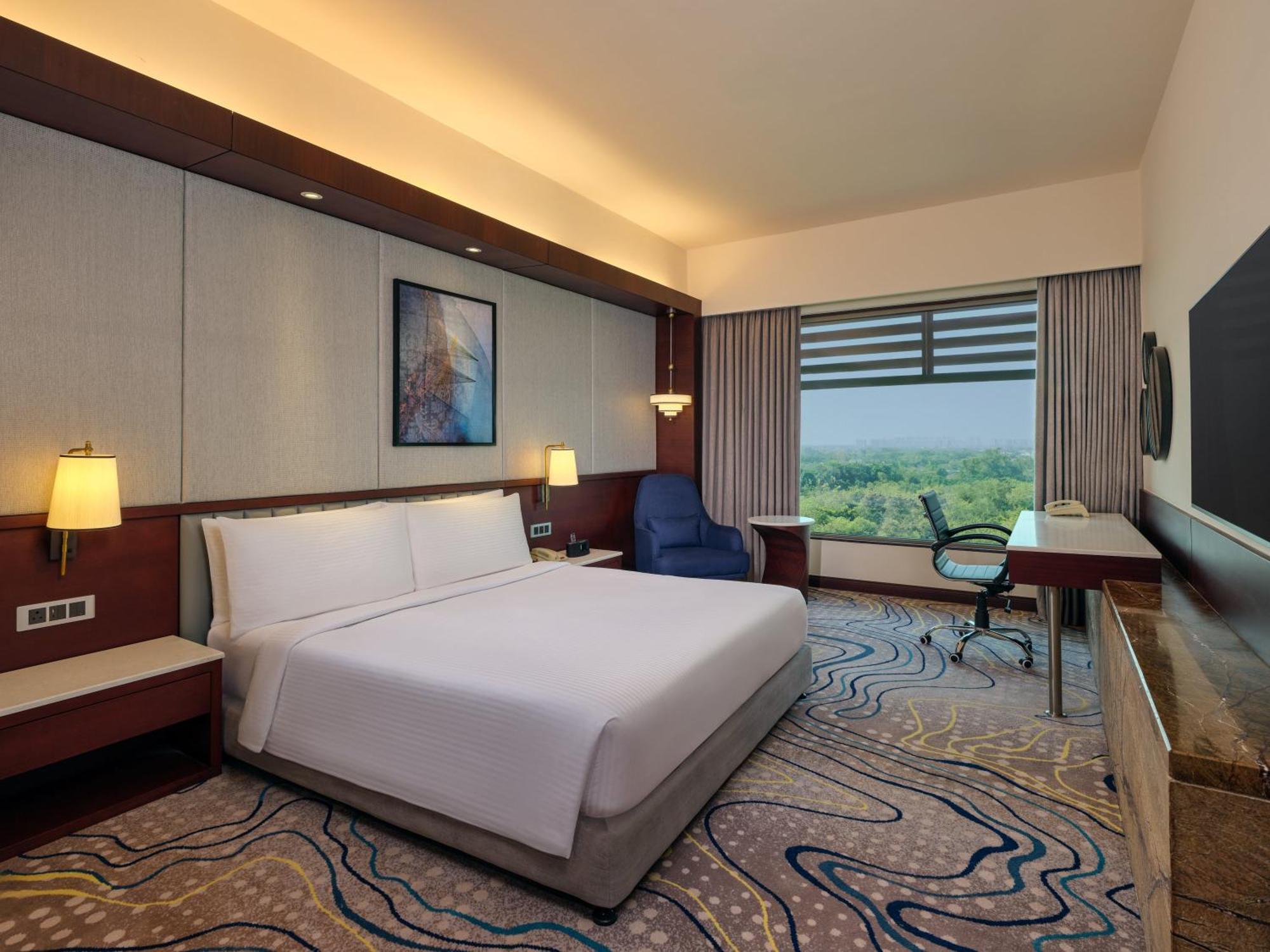 Crowne Plaza Ahmedabad City Centre By Ihg Экстерьер фото